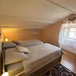 Luka Apartment