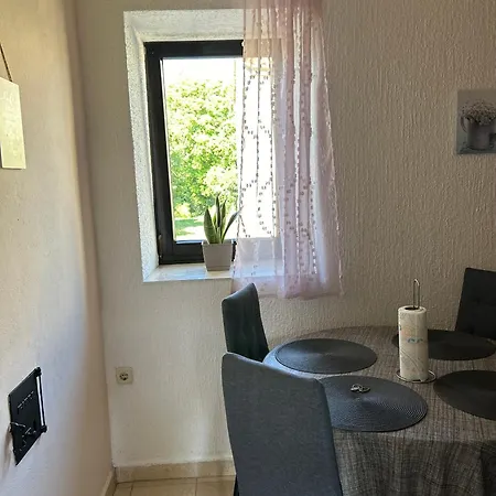 Luka דירה